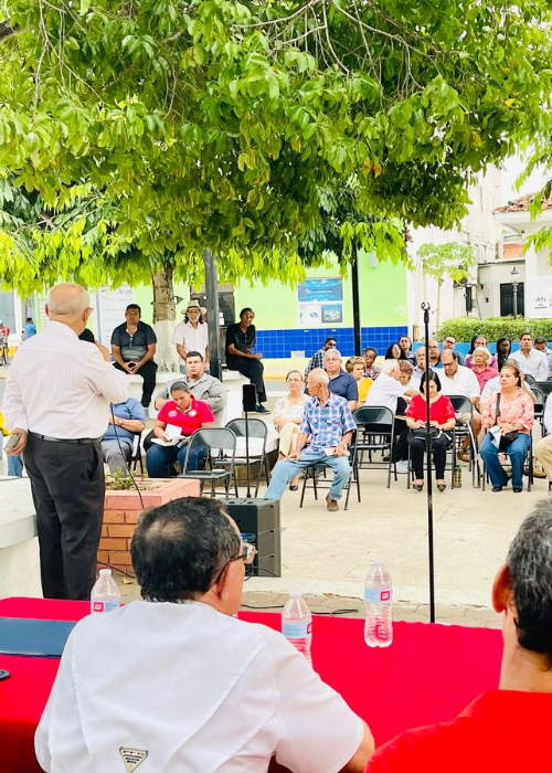 Cabildo en ciudad de Las Tablas